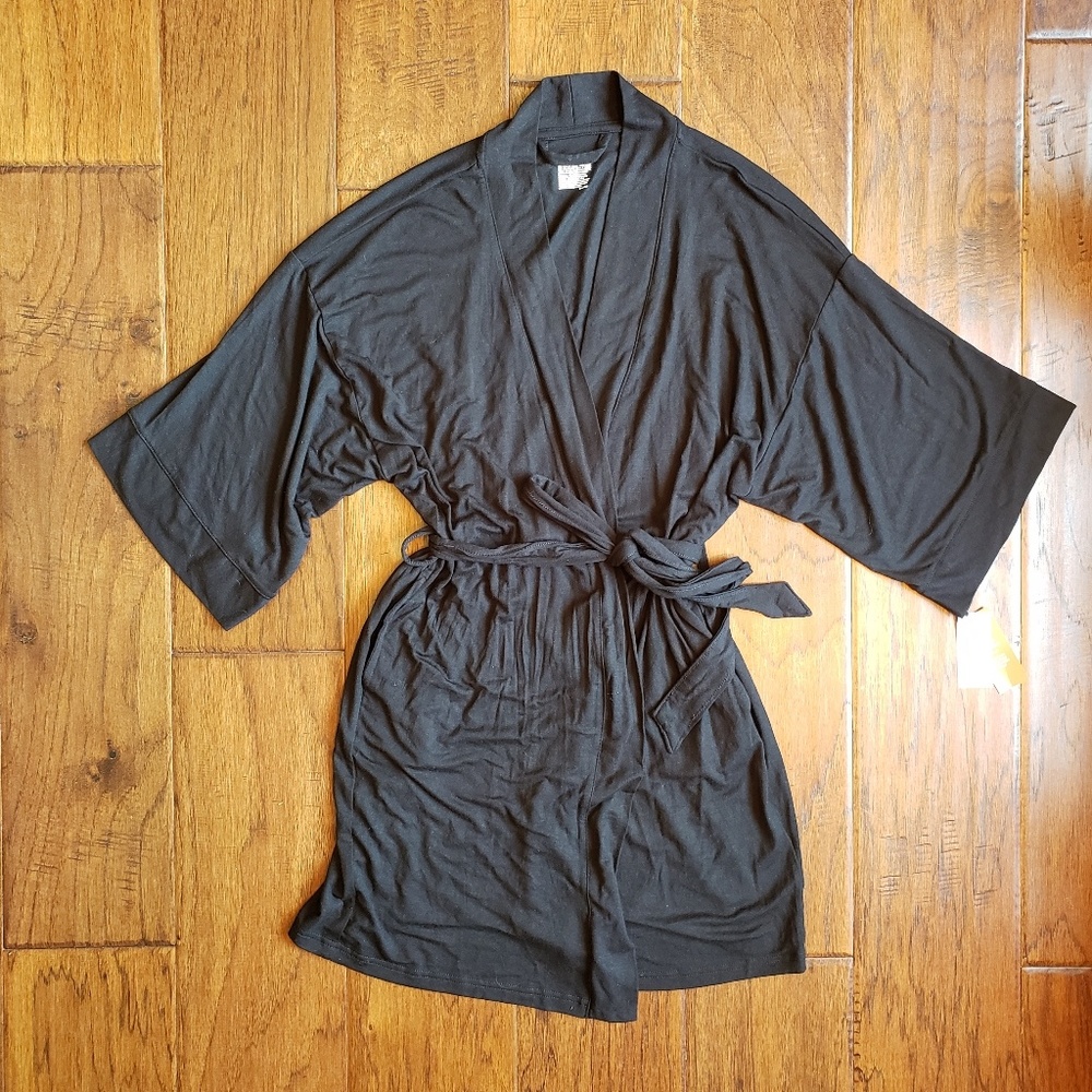 NWT Women's Kimono Wrap Robe